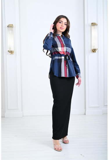 بلوزة نسائية صيفية بتصميم بسيط 