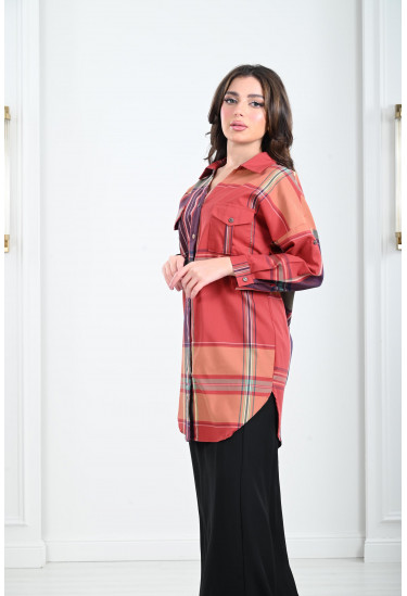 بلوزة نسائية رقيقة بنمط الجيوب