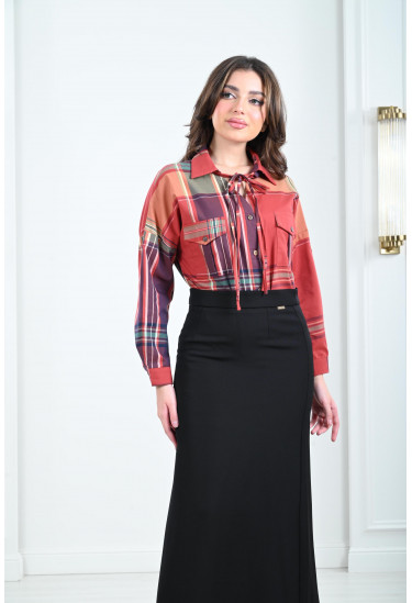 بلوزة نسائية رقيقة بنمط الجيوب