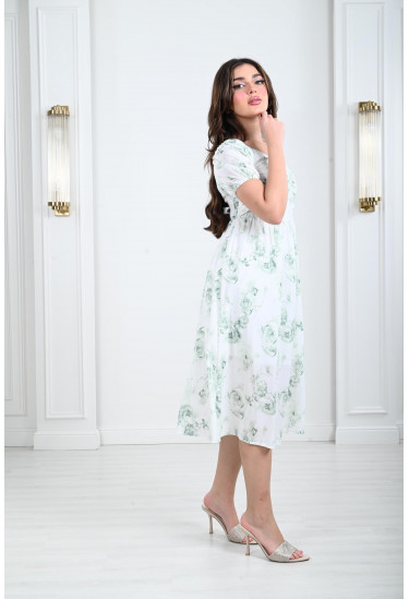 فستان نسائي مزين بالزهور الناعمة 