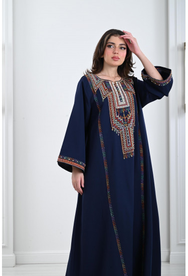 جلابية نسائية بتطريز بارز على الصدر