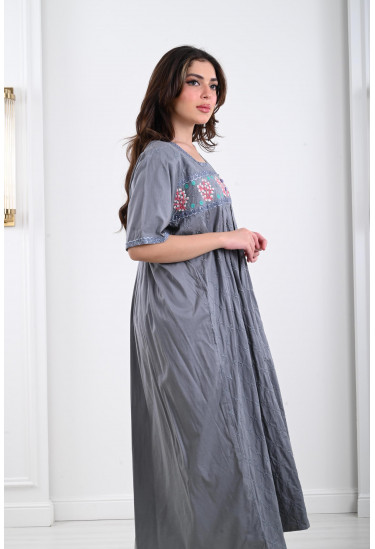 جلابية ميدي مطعمة بالدانتيل