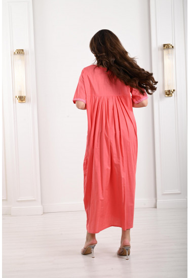 جلابية ميدي مطعمة بالدانتيل