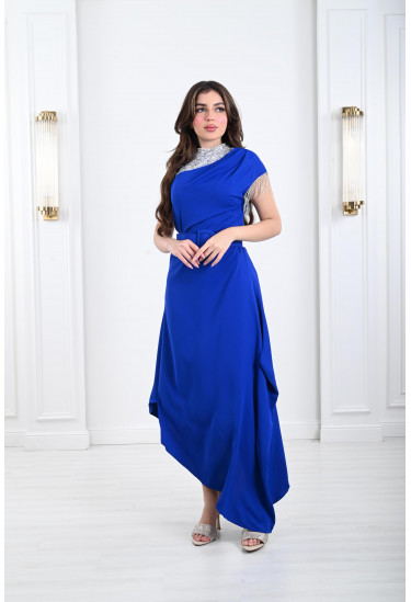 فستان مطرز تطريز خيالي على الكتف