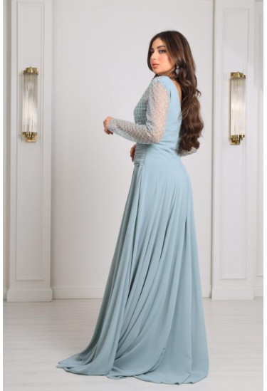 فستان نسائي بأكمام شبيكة مطرزة 