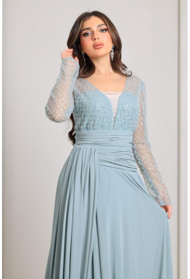 فستان نسائي بأكمام شبيكة مطرزة 