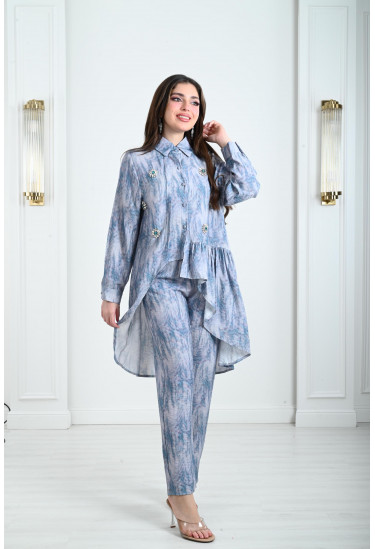 طقم نسائي كاجوال نمط بلوزة غير متماثلة الطول طقم نسائي كاجوال نمط بلوزة غير متماثلة الطول