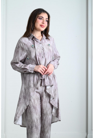 طقم نسائي كاجوال نمط بلوزة غير متماثلة الطول طقم نسائي كاجوال نمط بلوزة غير متماثلة الطول