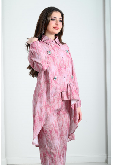 طقم نسائي كاجوال نمط بلوزة غير متماثلة الطول طقم نسائي كاجوال نمط بلوزة غير متماثلة الطول