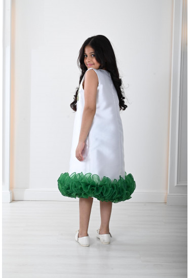 فستان أطفال ذو حواف كشكش فستان أطفال ذو حواف كشكش