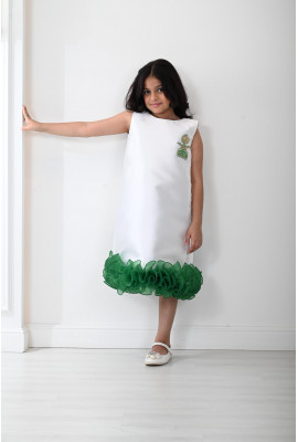 فستان أطفال ذو حواف كشكش