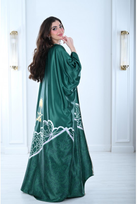 بشت نسائي أنيق لطلة ساحرة بشت نسائي أنيق لطلة ساحرة