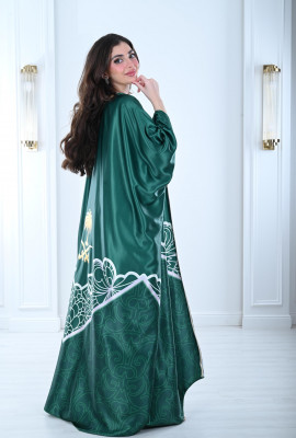 بشت نسائي أنيق لطلة ساحرة بشت نسائي أنيق لطلة ساحرة
