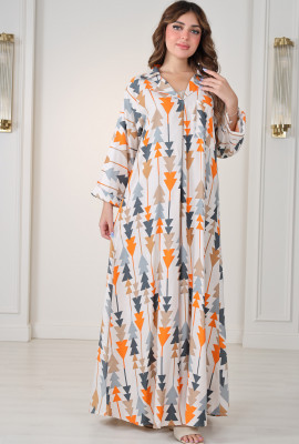 جلابيه نسائي مزينه بأشكال مثلثات ملونه