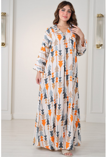 جلابيه نسائي مزينه بأشكال مثلثات ملونه