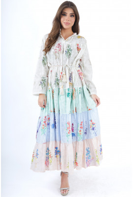 فستان ماكسي بطبقات وألوان الباستيل