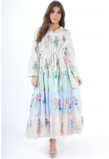 فستان ماكسي بطبقات وألوان الباستيل فستان ماكسي بطبقات وألوان الباستيل