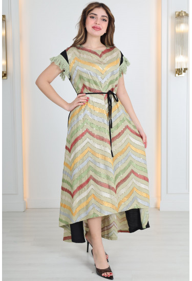 فستان بنمط زجزاج ملون 