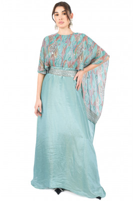 فستان سهرة بكاب مطرز