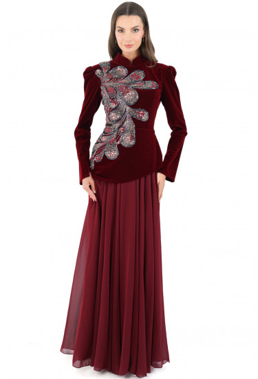 فستان مخملي بتصميم راقي