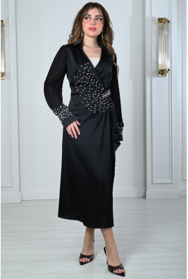 فستان سهرة فاخر بتصميم مميز