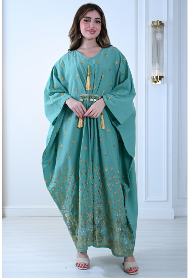  جلابية فخمة بتطريز ذهبي أنيق