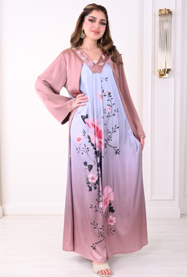 جلابية فاخرة بتصميم الأزهار الوردية