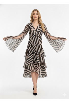 فستان مخطط بأكمام طويلة 