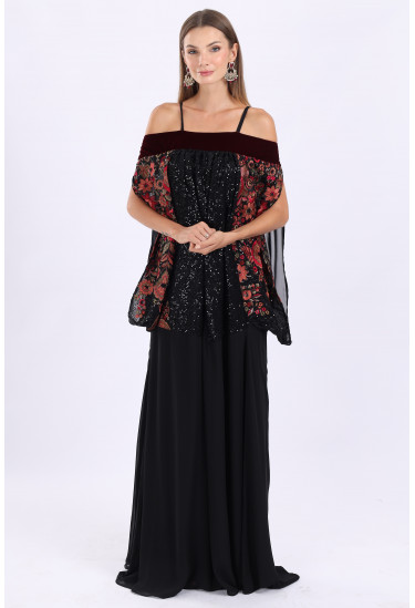 أناقة مميزة بلمسة زهور مطرّزة