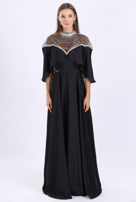 فستان ملكي بتطريز من الكريستال الفاخر