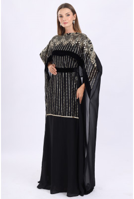 جلابية مميزة بكيب طويل و مطرز