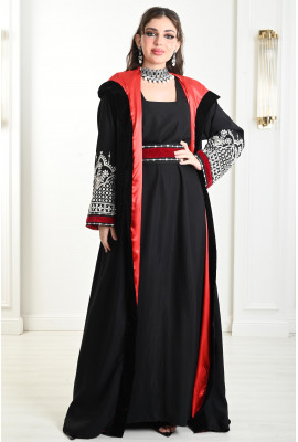 جلابية نسائية بنمط مغربي مميز