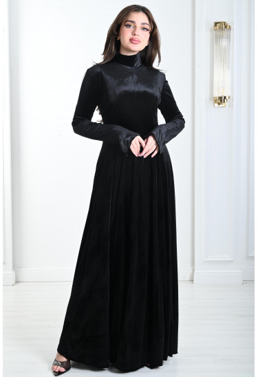 فستان نسائي مخملي بسيط