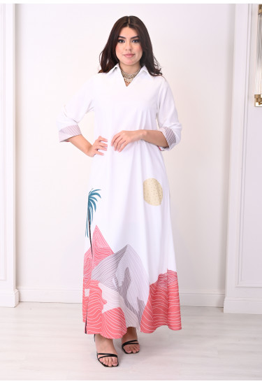 جلابية واسعة بطبعات فنية وأكمام أنيقة