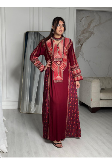 جلابيه نسائي ليوم التاسيس مطرزه بالخيوط الملونه