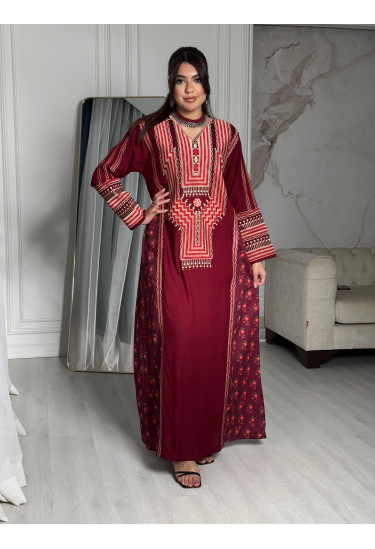 جلابيه نسائي ليوم التاسيس مطرزه بالخيوط الملونه