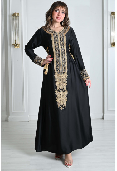 جلابية نسائية بكلفة أنيقة جلابية نسائية بكلفة أنيقة