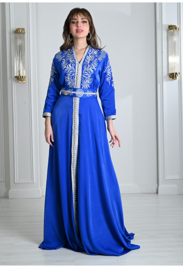 جلابيه نسائي بتصميم عربي مميز