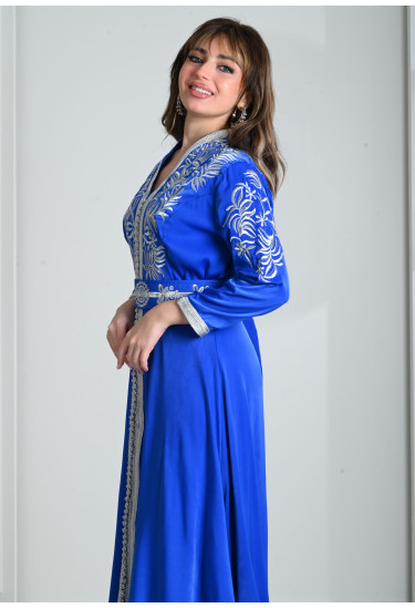 جلابيه نسائي بتصميم عربي مميز