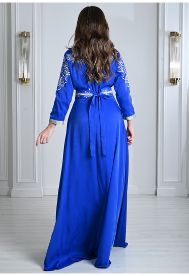 جلابيه نسائي بتصميم عربي مميز