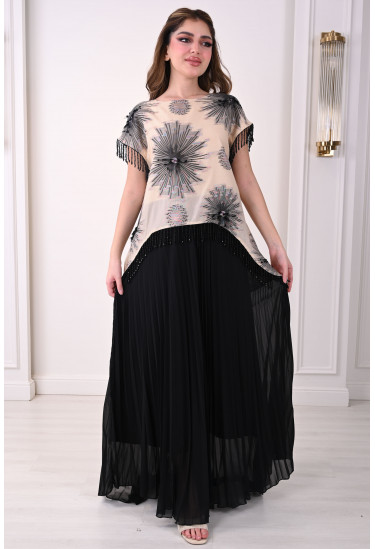 فستان نسائي بتصميم حديث مع تطريز راقي