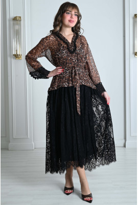 فستان نسائي دانتيل مزين بنقوشات الفهد