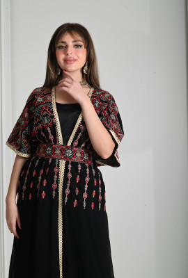 بشت نسائي مطرز راقي بشت نسائي مطرز راقي