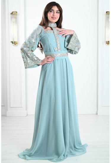 جلابية مغربية أنيقة بتطريز راقي