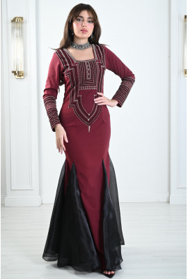 فستان نسائي بوصلات شفافة انسيابية 