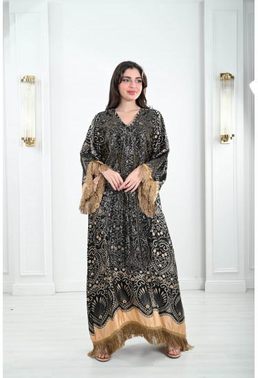 جلابية نسائية مزينة بزخارف  فخمة 