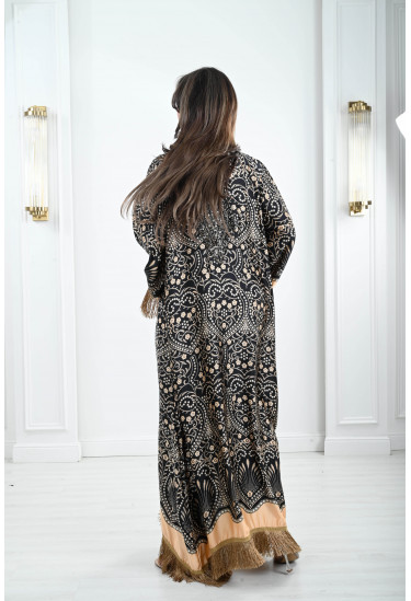 جلابية نسائية مزينة بزخارف  فخمة 