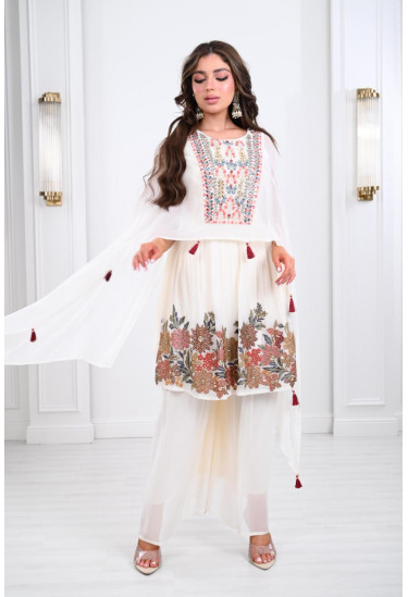 طقم شيفون بتفاصيل مذهلة طقم شيفون بتفاصيل مذهلة