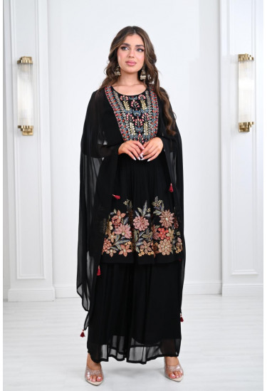 طقم شيفون بتفاصيل مذهلة طقم شيفون بتفاصيل مذهلة