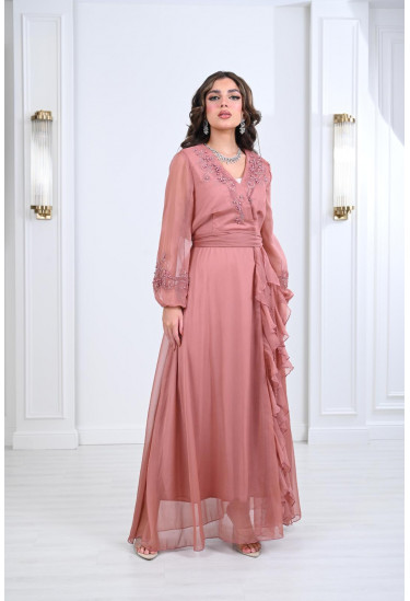 فستان انسيابي جذاب 